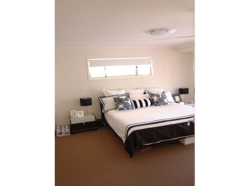 88 Gibraltar Drive, Isle Of Capri QLD 4217