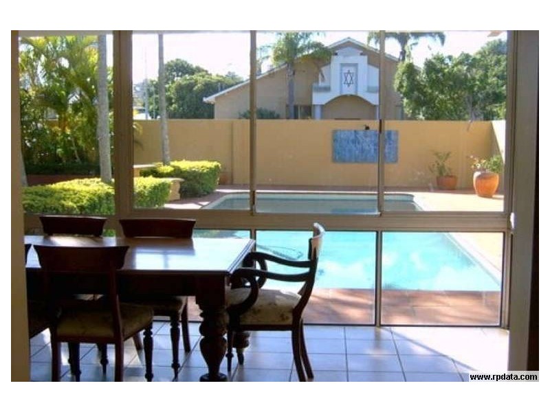 Isle Of Capri QLD 4217