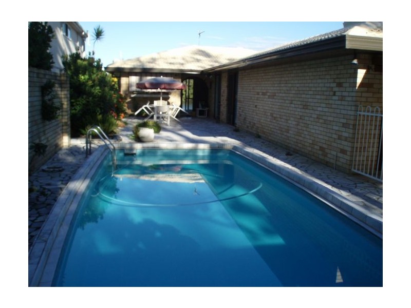 Isle Of Capri QLD 4217