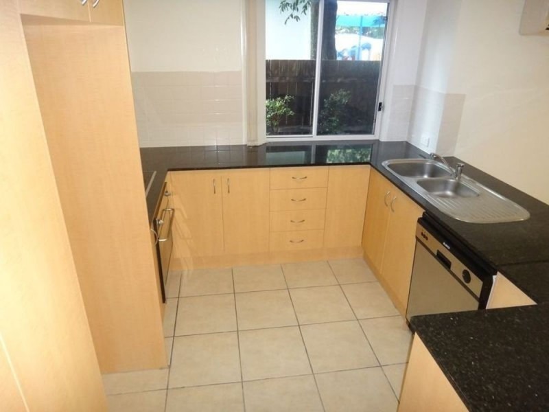 4/226 Queen Street, Southport QLD 4215