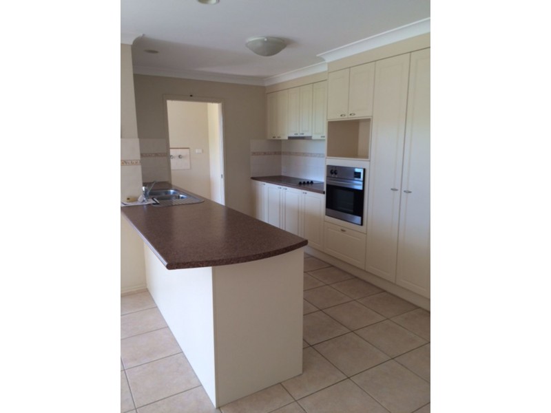 7 Rosegum Drive, Molendinar QLD 4214