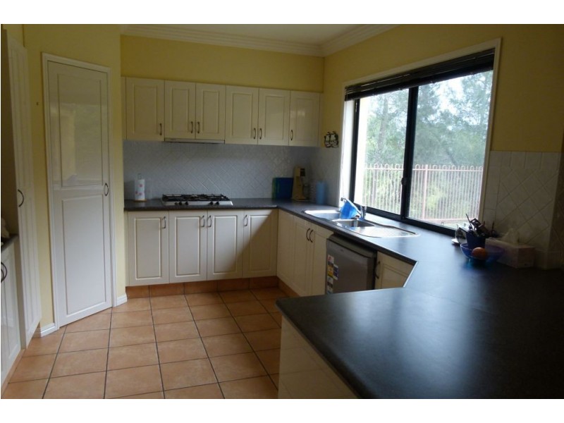 4 Coral Sea Court, Burleigh Waters QLD 4220