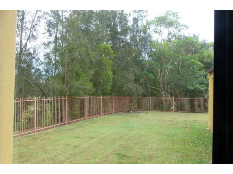 4 Coral Sea Court, Burleigh Waters QLD 4220