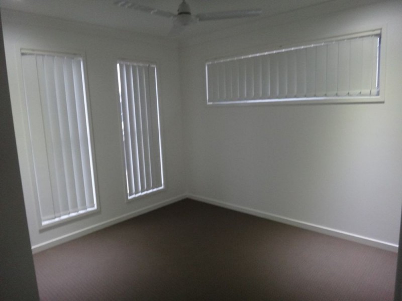4/126 Central street, Labrador QLD 4215