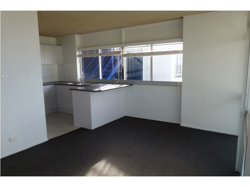 1002/43 Garfield Terrace, Surfers Paradise QLD 4217