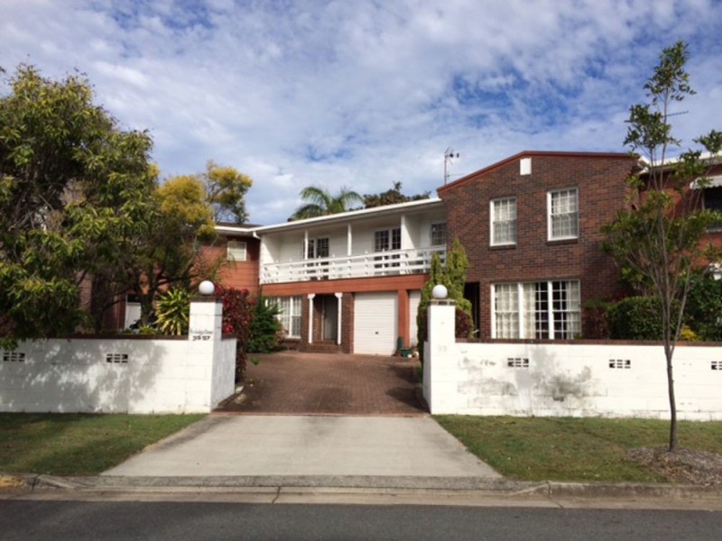 3/55 Sunset Blvd, Surfers Paradise QLD 4217