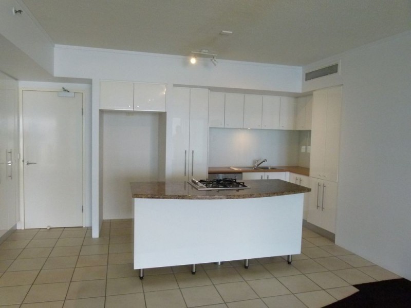 19/326 Marine Parade, Labrador QLD 4215