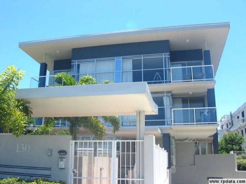 6/130 Marine Pararde, Southport QLD 4215