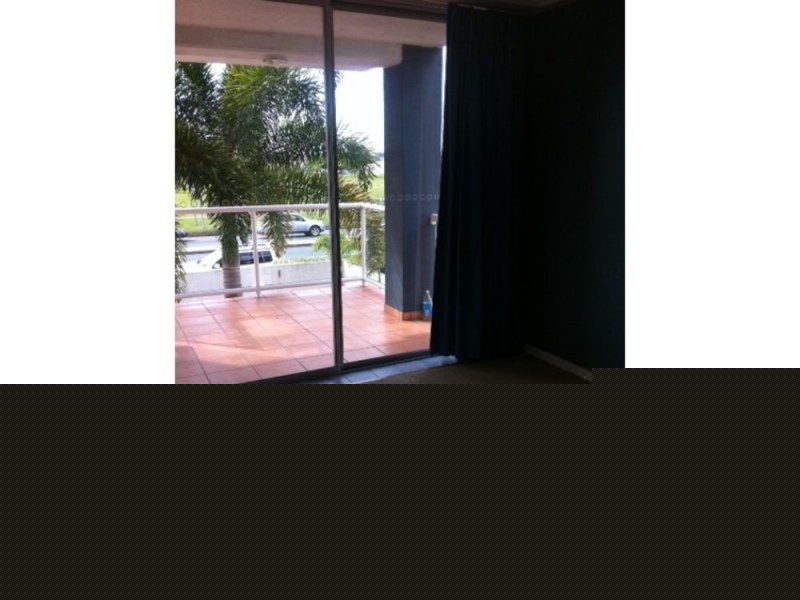 6/130 Marine Pararde, Southport QLD 4215