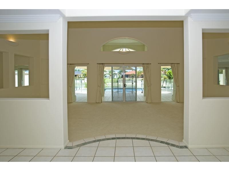 Broadbeach Waters QLD 4218