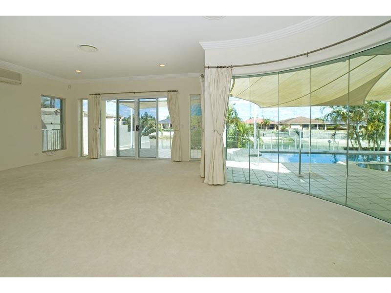 Broadbeach Waters QLD 4218