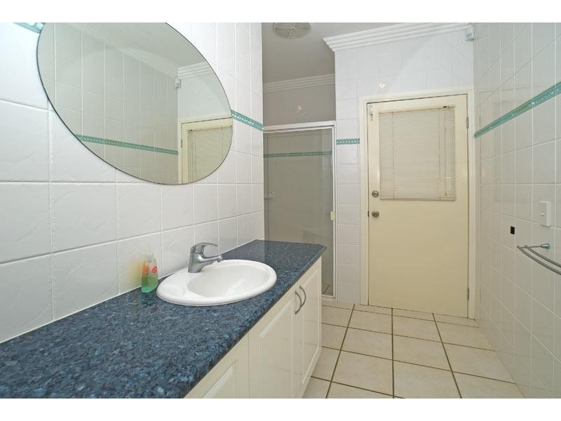 Broadbeach Waters QLD 4218