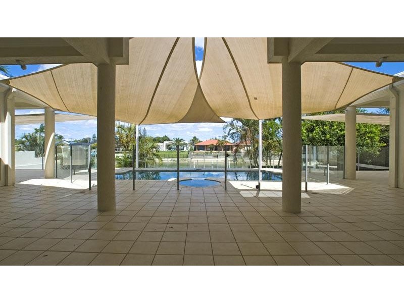 Broadbeach Waters QLD 4218
