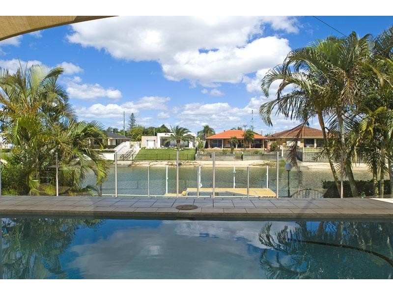 Broadbeach Waters QLD 4218