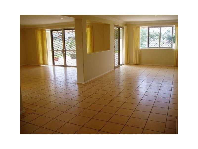 Broadbeach Waters QLD 4218