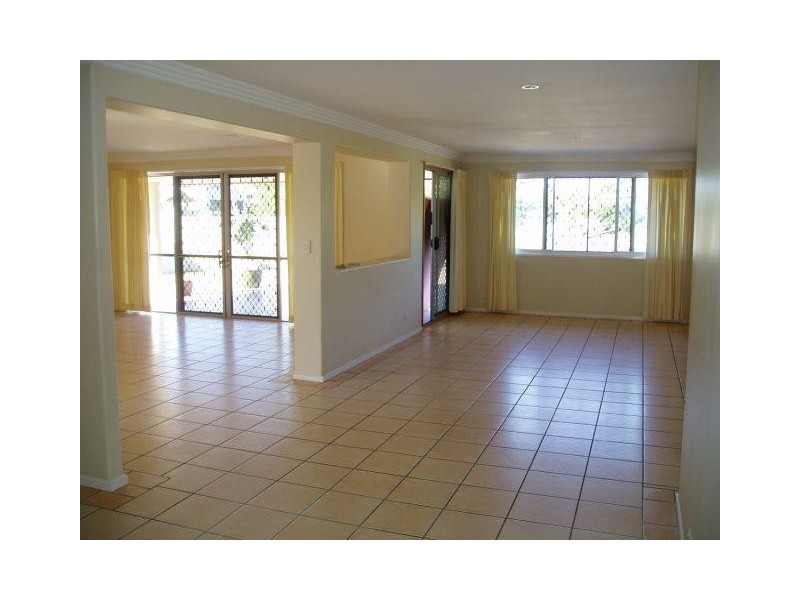 Broadbeach Waters QLD 4218