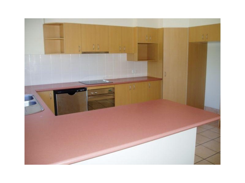 Broadbeach Waters QLD 4218