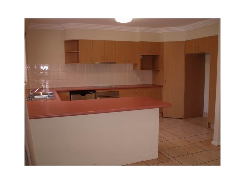 Broadbeach Waters QLD 4218