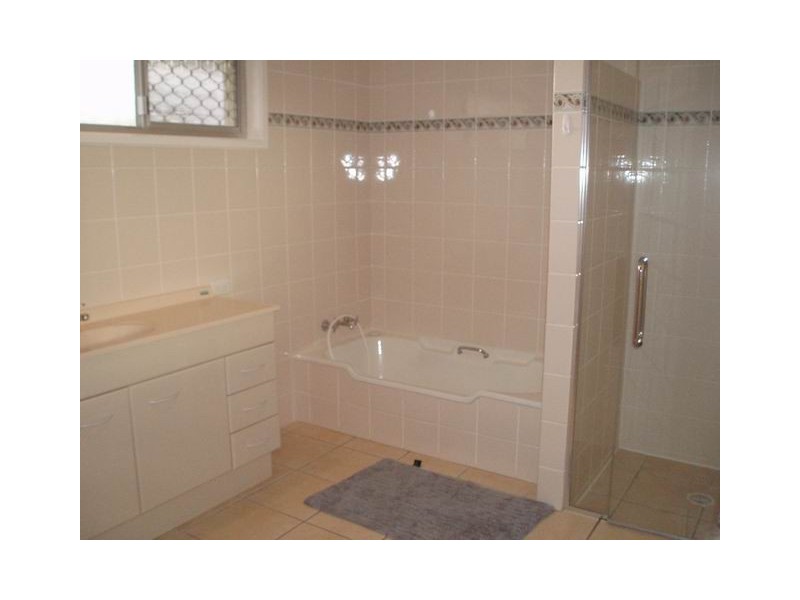 Broadbeach Waters QLD 4218