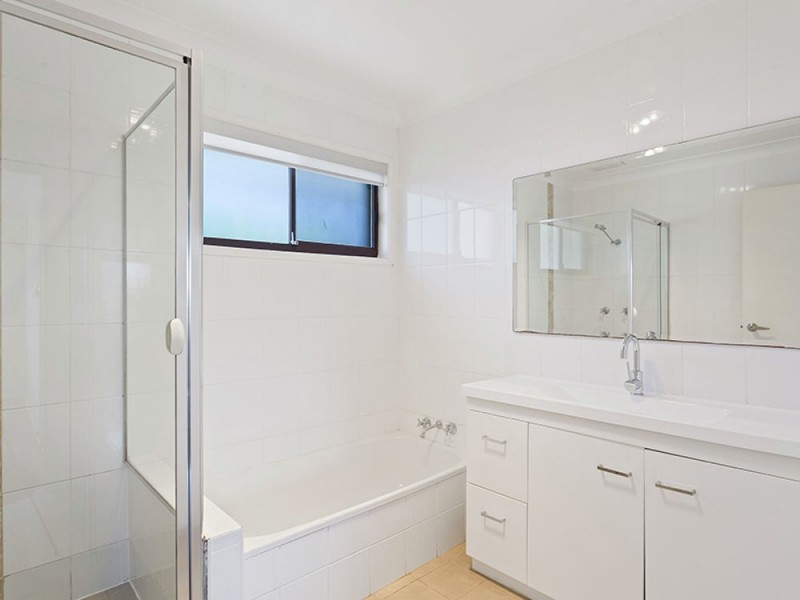 86 Turpin Road, Labrador QLD 4215