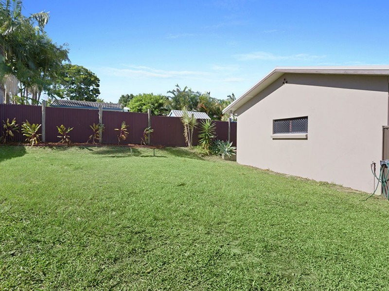 86 Turpin Road, Labrador QLD 4215