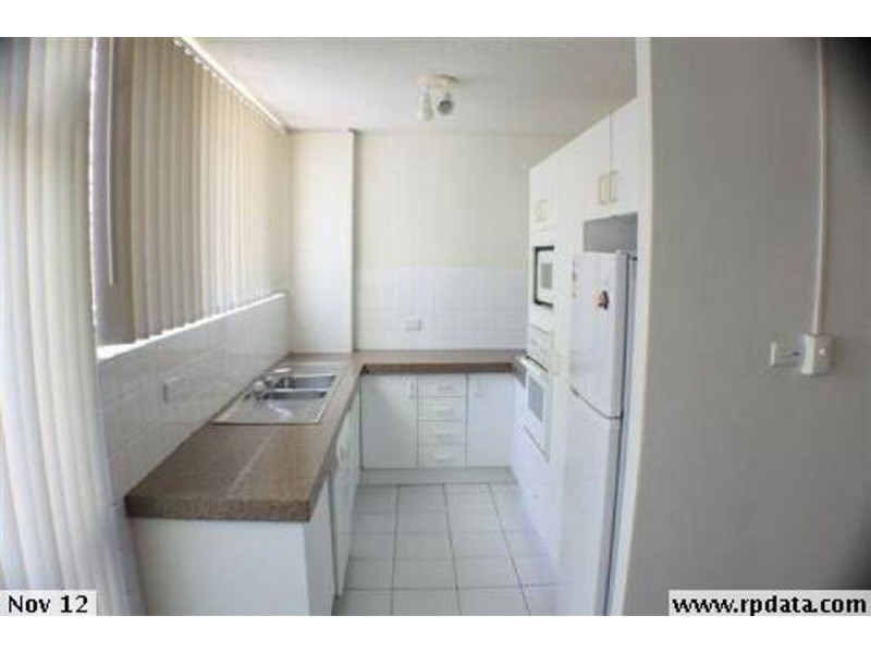 1/21 Heath street, Southport QLD 4215