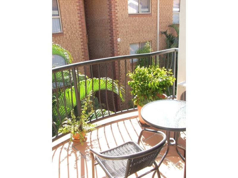 31/ 217-219 Scarborough Street, Southport QLD 4215