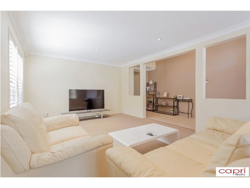 7 Rosegum Court, Molendinar QLD 4214