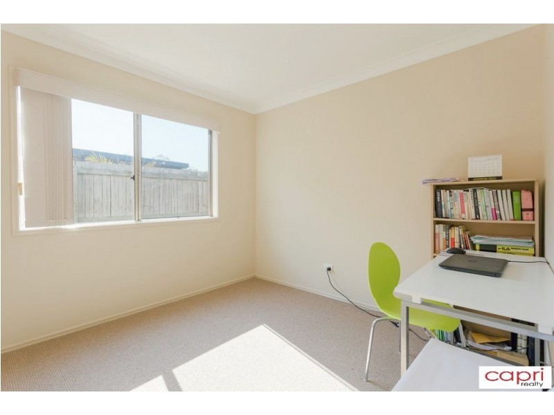 7 Rosegum Court, Molendinar QLD 4214
