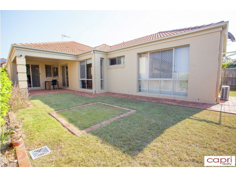 7 Rosegum Court, Molendinar QLD 4214