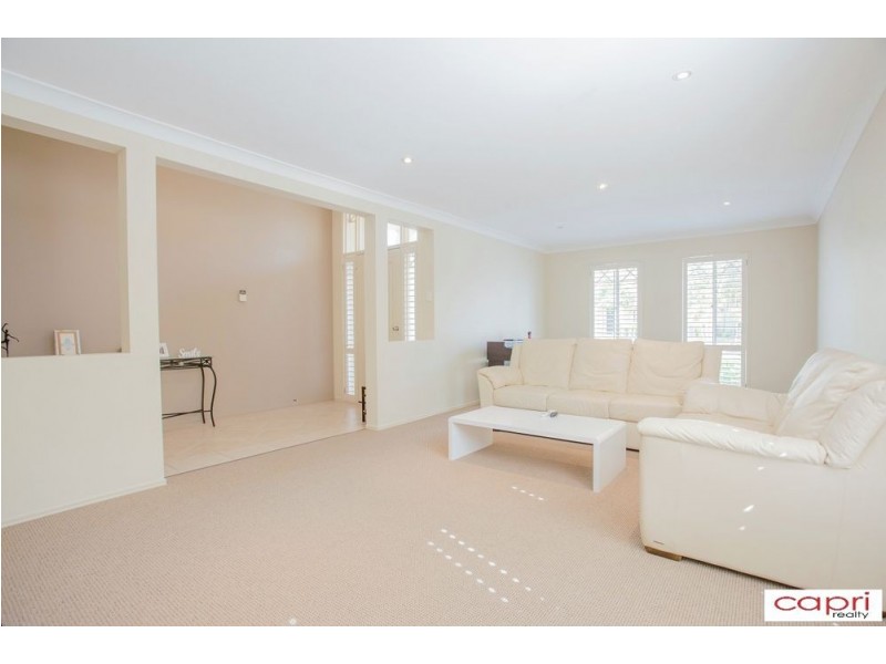 7 Rosegum Drive, Molendinar QLD 4214