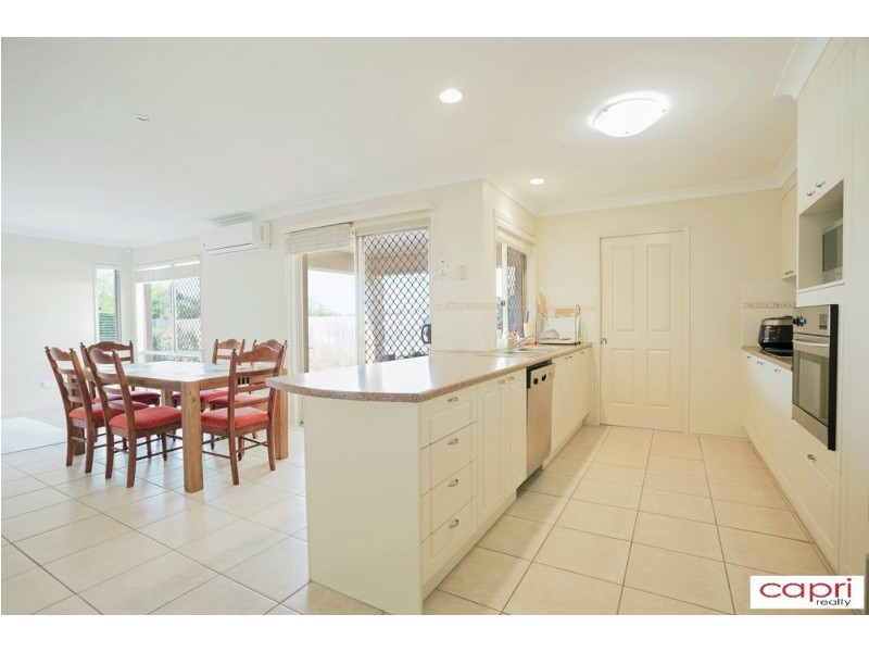 7 Rosegum Drive, Molendinar QLD 4214