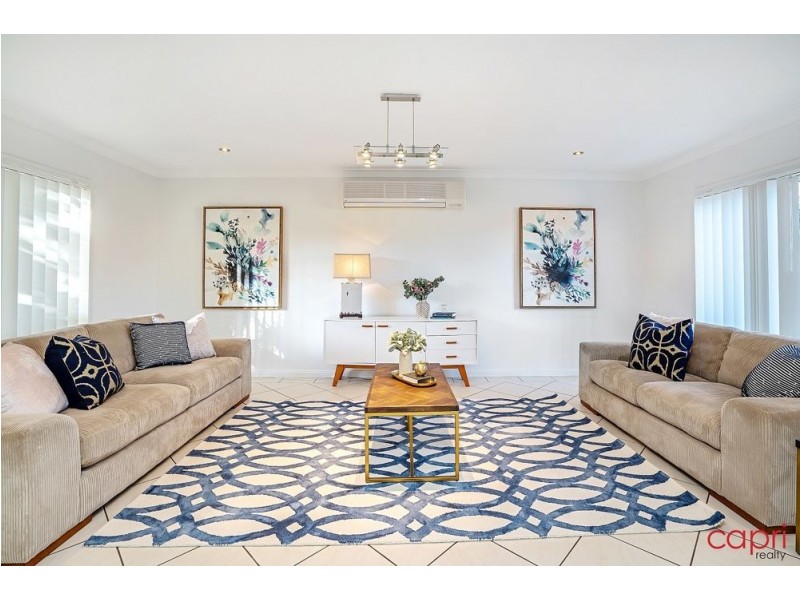 3 Wattlebrush Grove, Molendinar QLD 4214