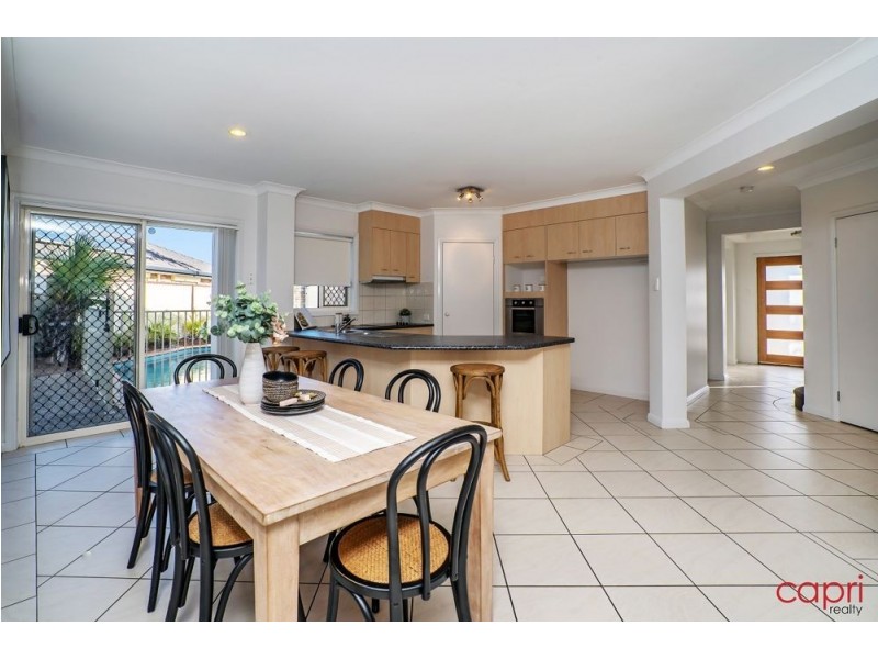 3 Wattlebrush Grove, Molendinar QLD 4214