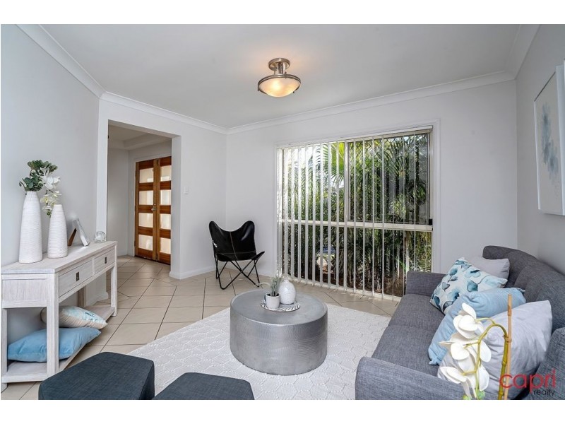 3 Wattlebrush Grove, Molendinar QLD 4214