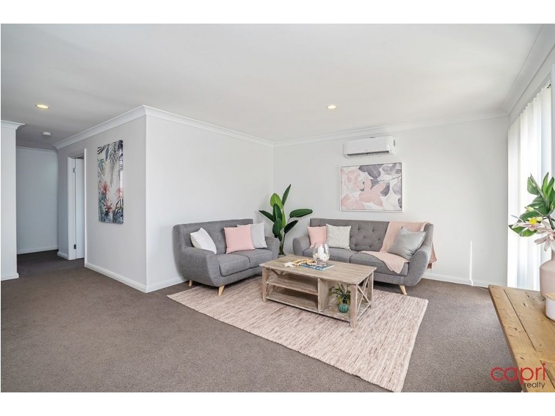 3 Wattlebrush Grove, Molendinar QLD 4214