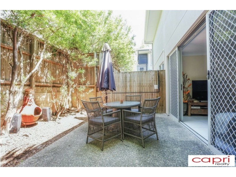 1/10 Prince Street, Southport QLD 4215