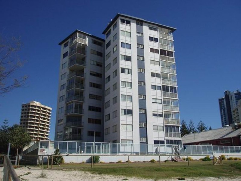 203 43-49 Garfield Terrace, Surfers Paradise QLD 4217