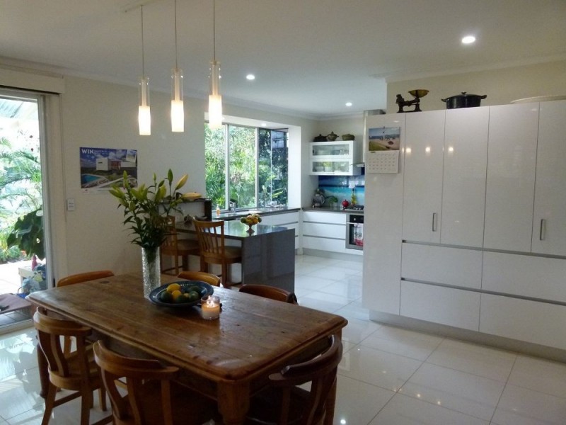 104 Monaco Street, Broadbeach Waters QLD 4218