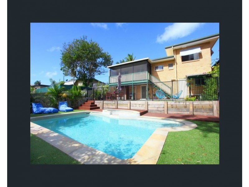 3 Kathleen Avenue, Southport QLD 4215