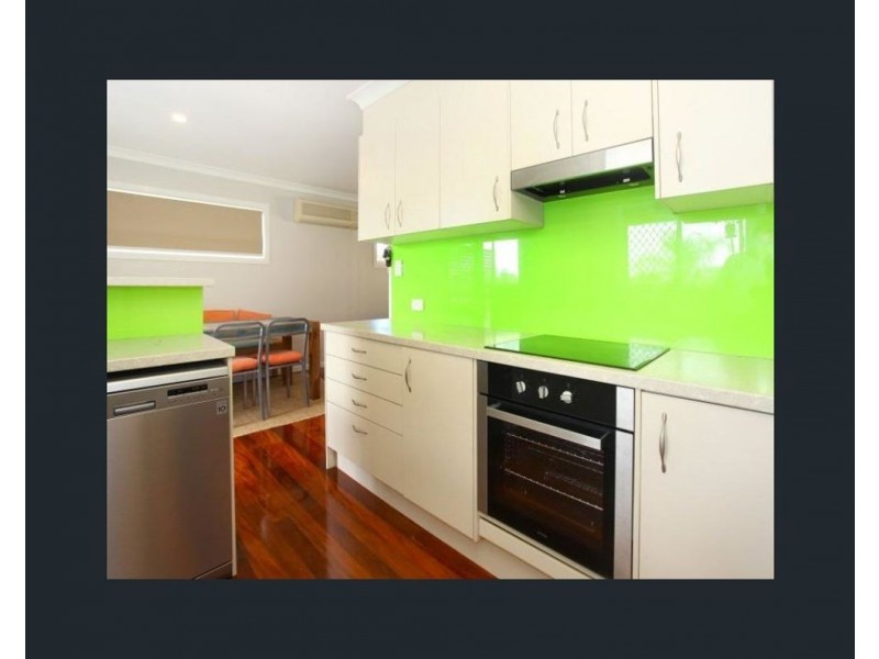 3 Kathleen Avenue, Southport QLD 4215