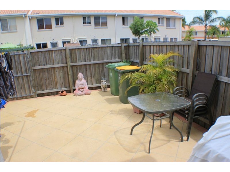 12/125 Pappas Way, Nerang QLD 4211