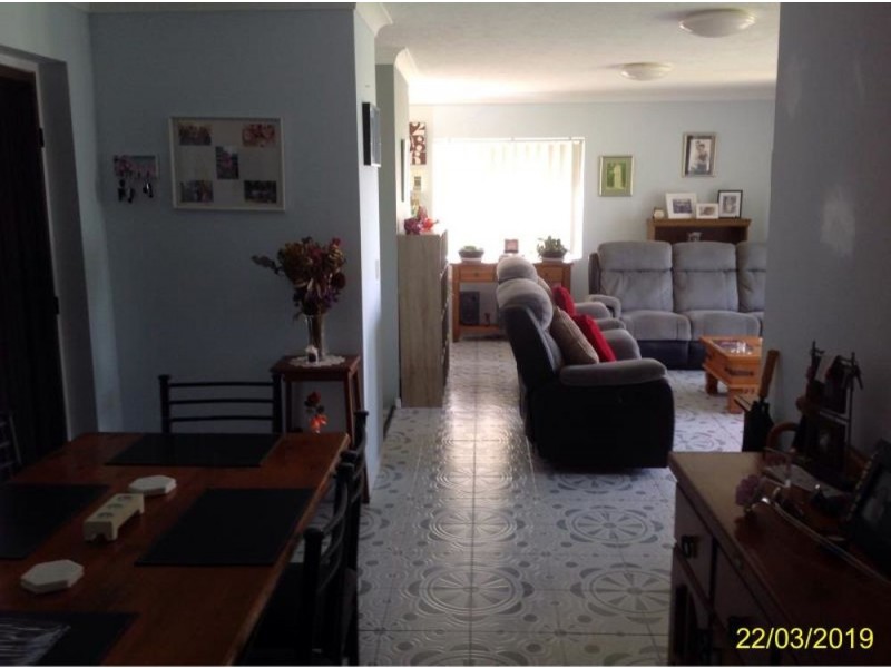 1/196 Marine Parade, Labrador QLD 4215