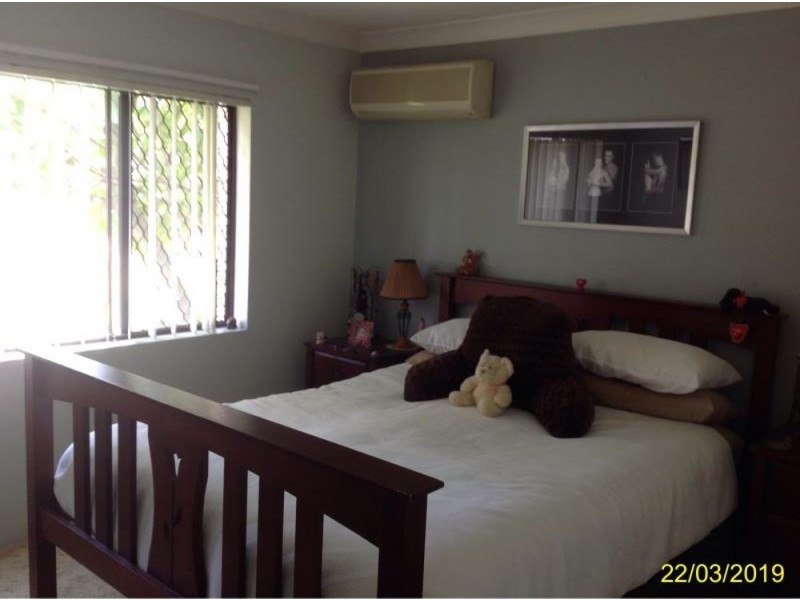 1/196 Marine Parade, Labrador QLD 4215