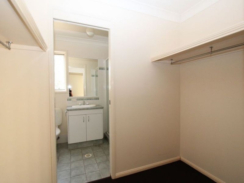 6 Orion Court, Molendinar QLD 4214