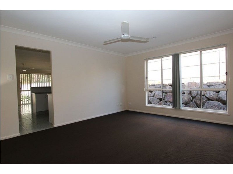 6 Orion Court, Molendinar QLD 4214