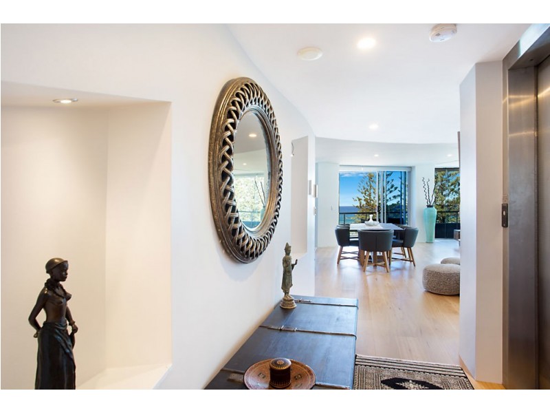 5/112 The Esplanade, Burleigh Heads QLD 4220