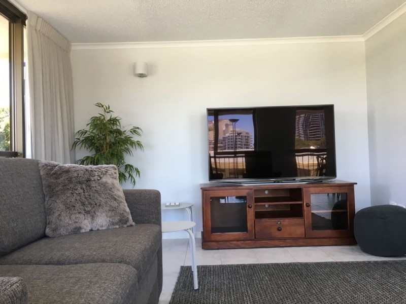 3C/10 Marine Parade, Southport QLD 4215