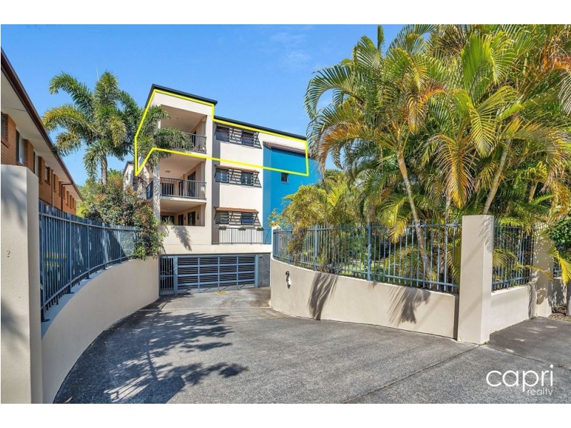 7/31 Middle Street, Labrador QLD 4215