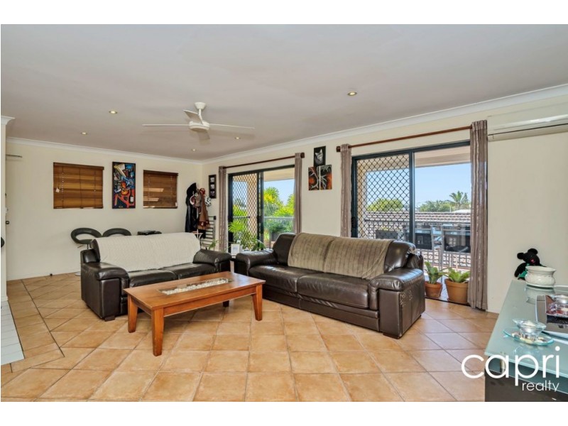 7/31 Middle Street, Labrador QLD 4215